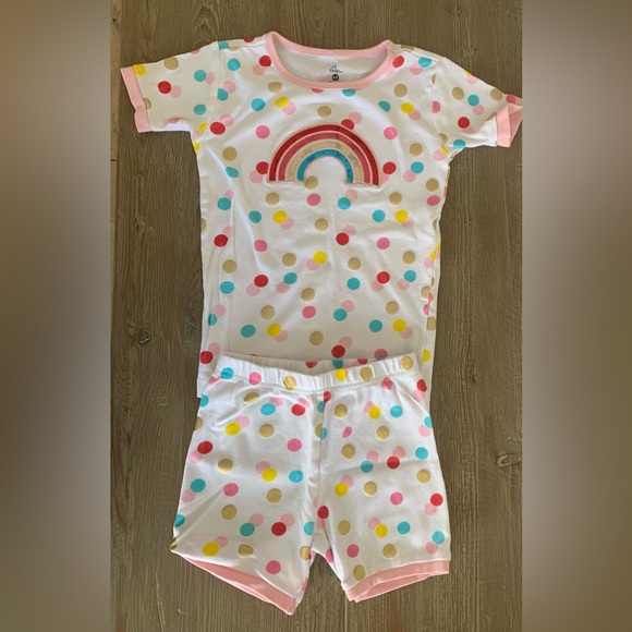 4 Sets of Colorful Kids Pajamas - Picture 2 of 9